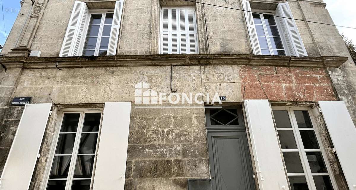 Maison à LA ROCHEFOUCAULD