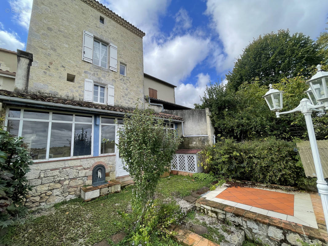 Maison à LARROQUE-SUR-L&#039;OSSE