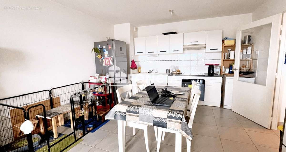 Appartement à LE CRES