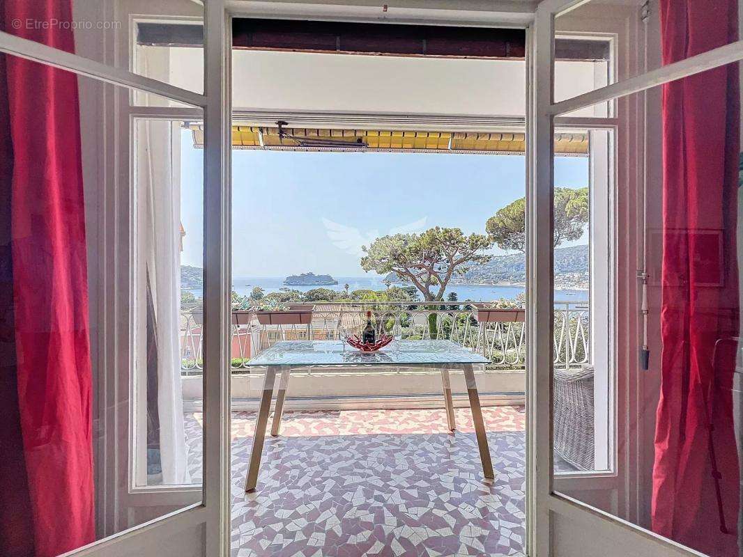 Appartement à VILLEFRANCHE-SUR-MER