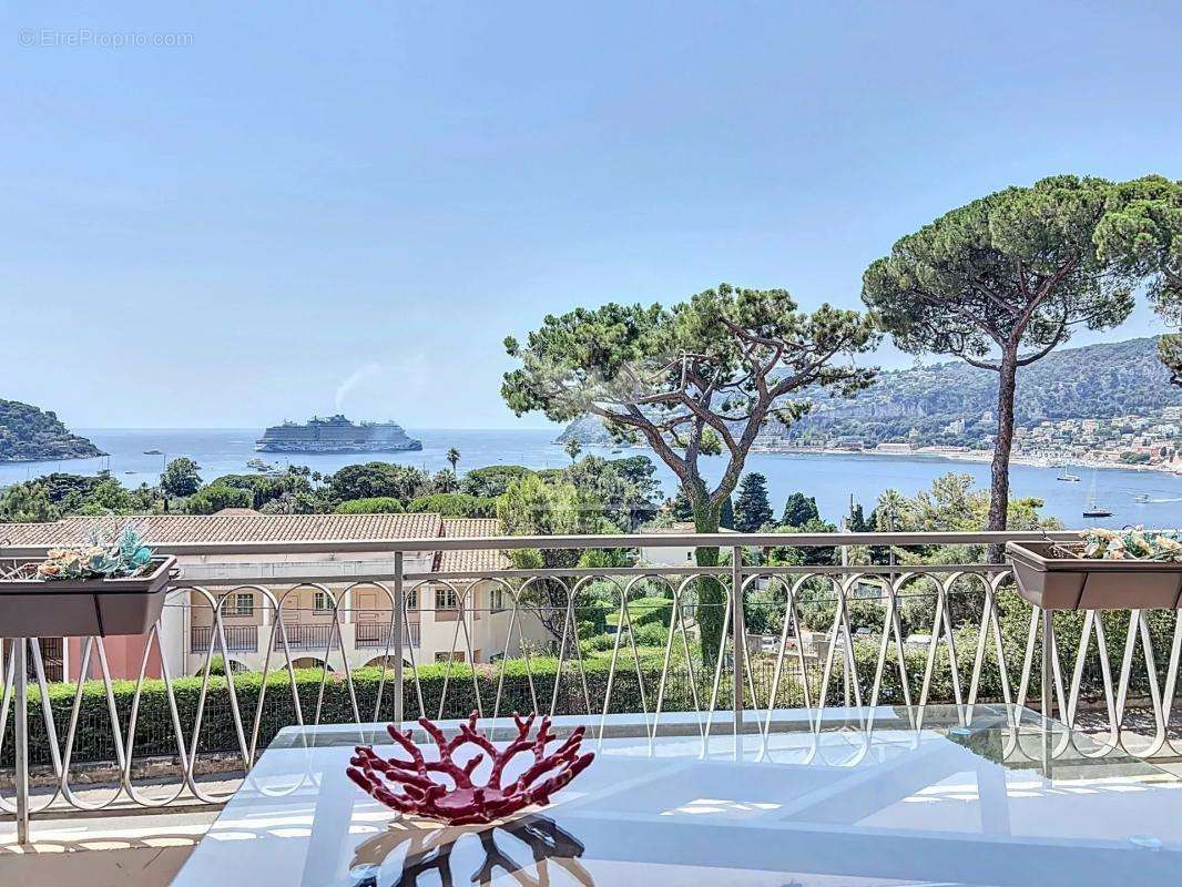 Appartement à VILLEFRANCHE-SUR-MER