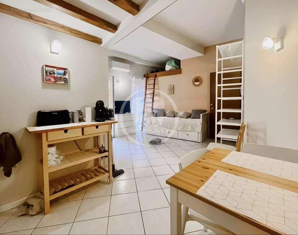 Appartement à VILLEFRANCHE-SUR-MER