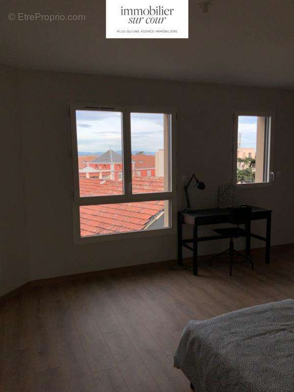 Appartement à MONTROND-LES-BAINS