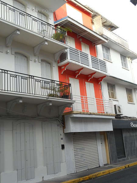 Appartement à POINTE-A-PITRE