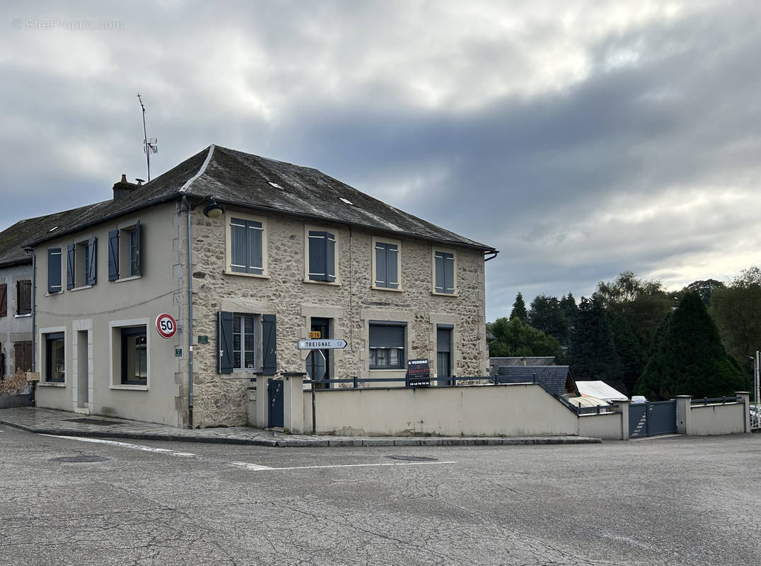 Maison à CHAMBERET