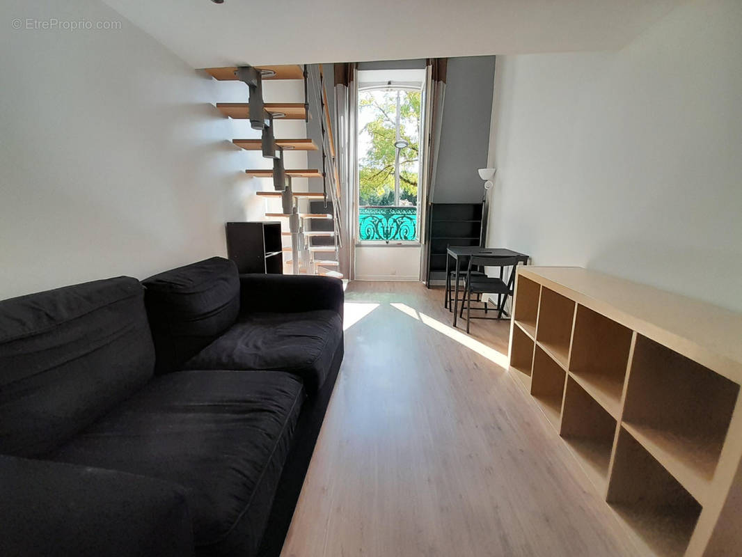 Appartement à PARIS-19E