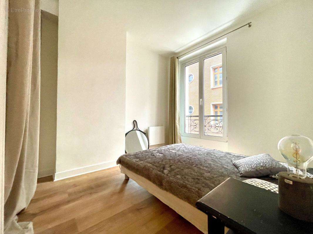 Appartement à PARIS-19E