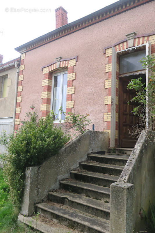 Maison à RONNET