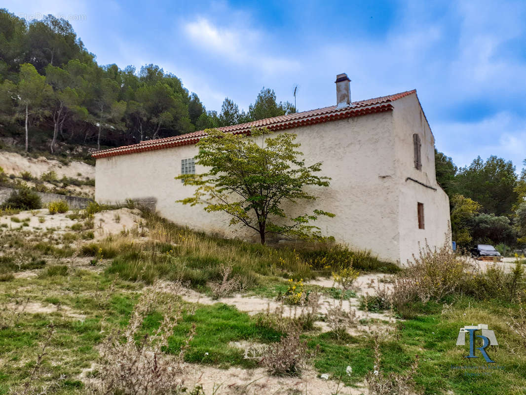 Maison à BERRE-L&#039;ETANG