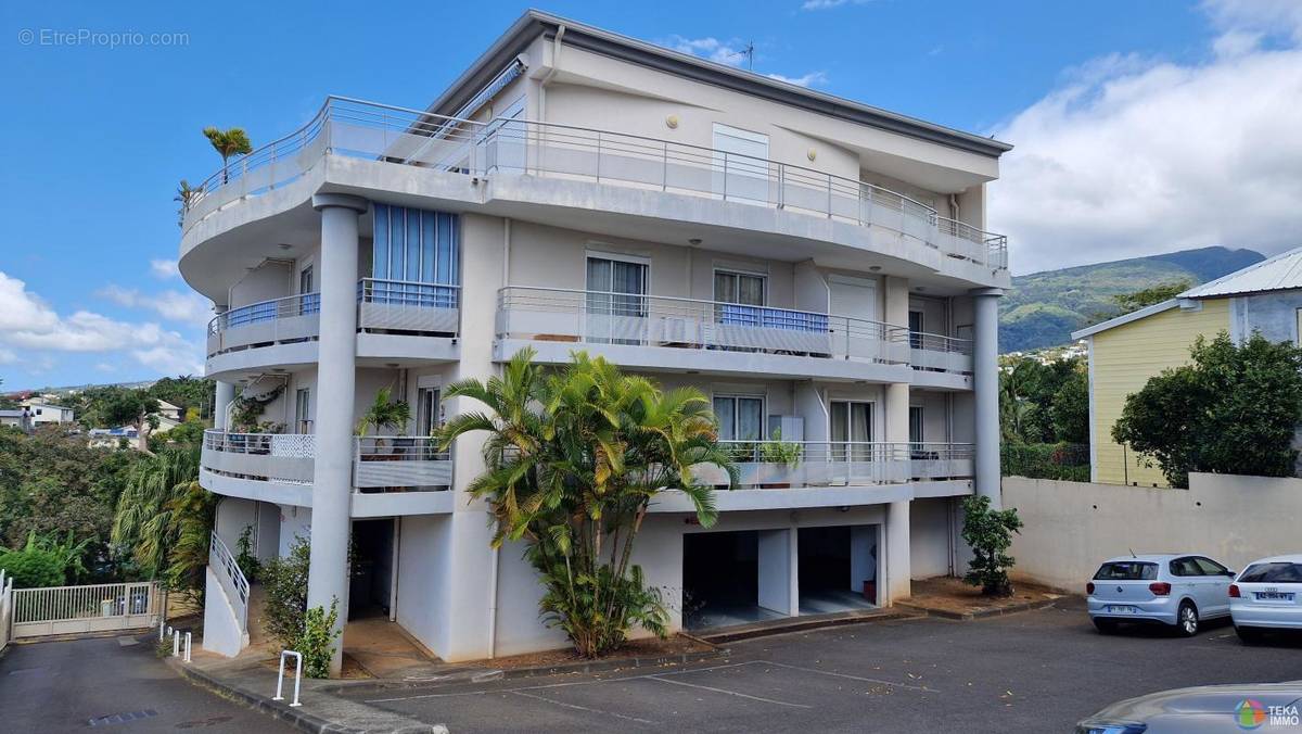 Appartement à SAINT-DENIS