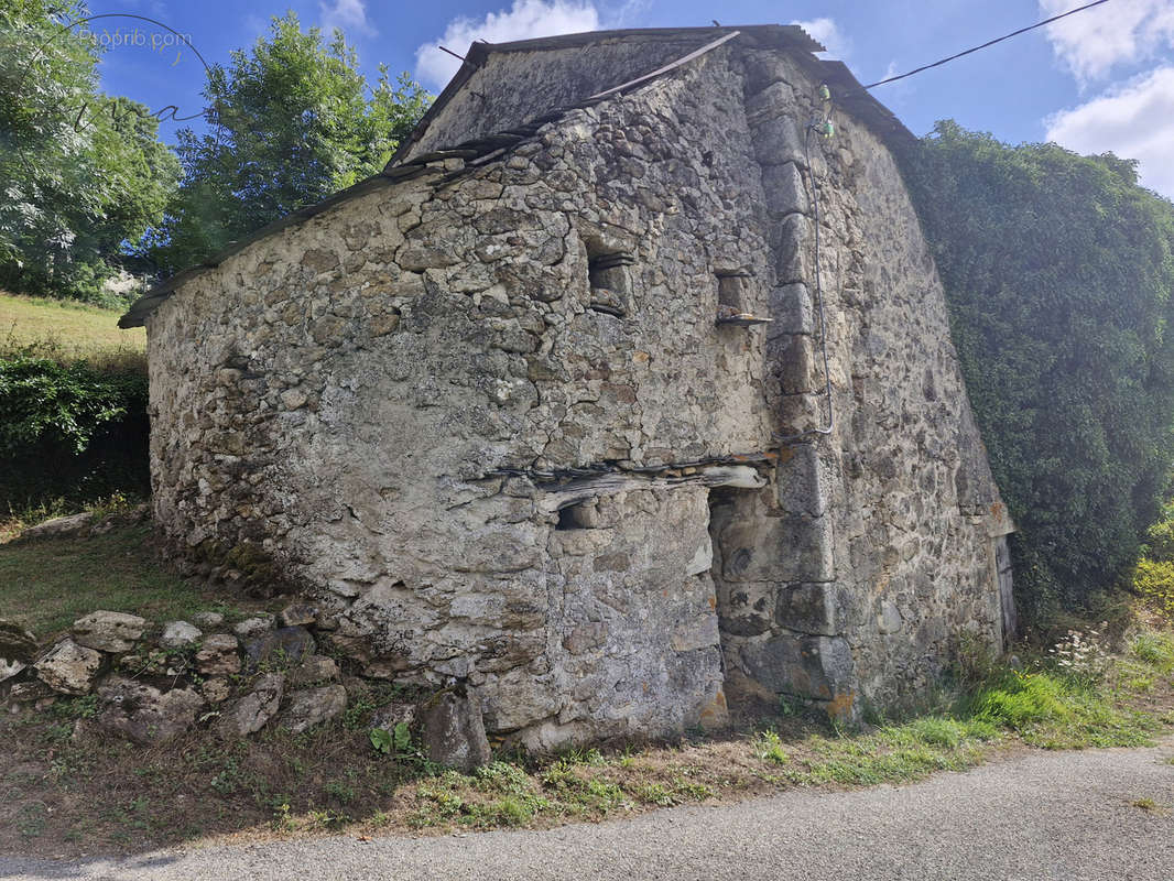 Maison à LA SALVETAT-SUR-AGOUT