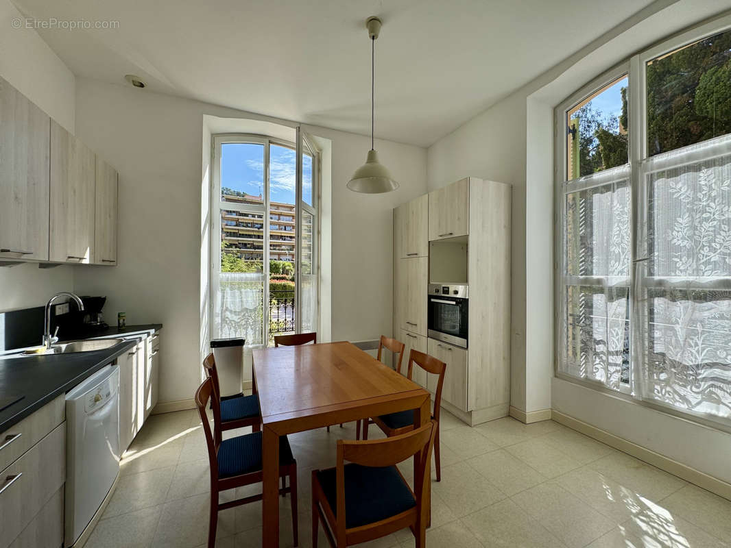 Appartement à MENTON