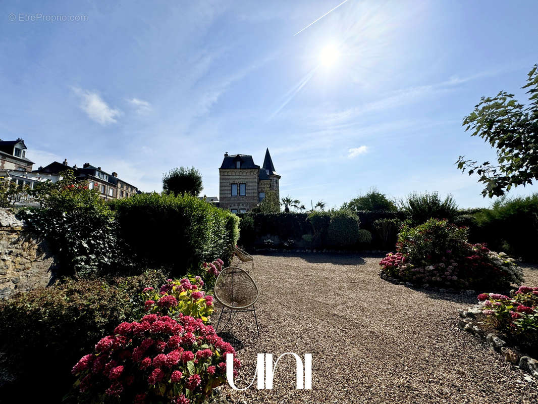 Appartement à DEAUVILLE