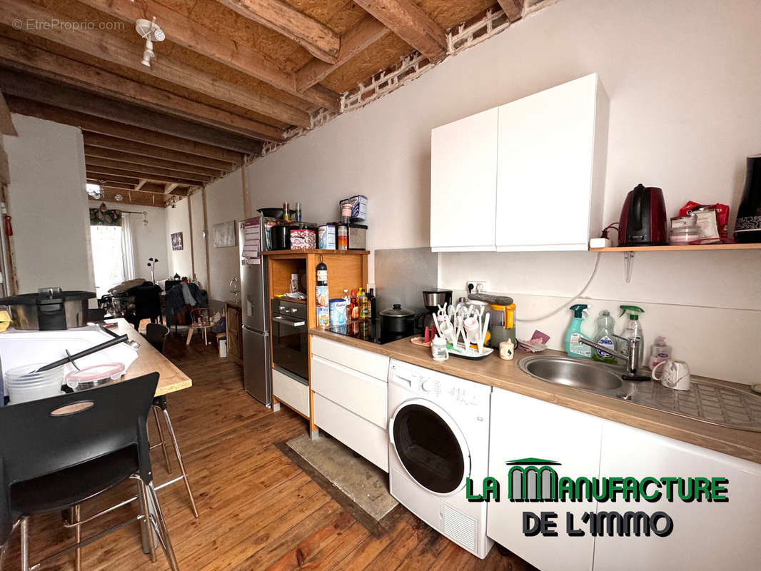 Appartement à UNIEUX