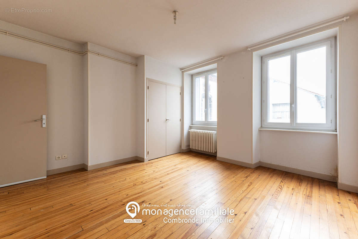 Appartement à AIGUEPERSE