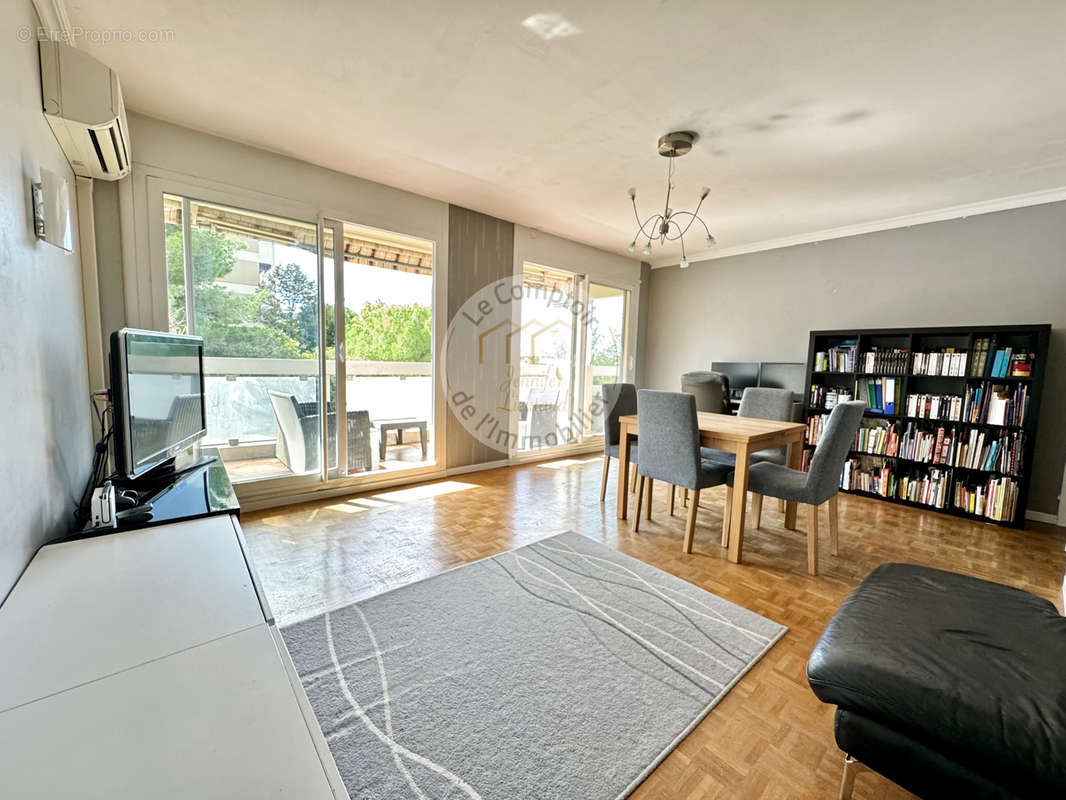 Appartement à MARSEILLE-9E