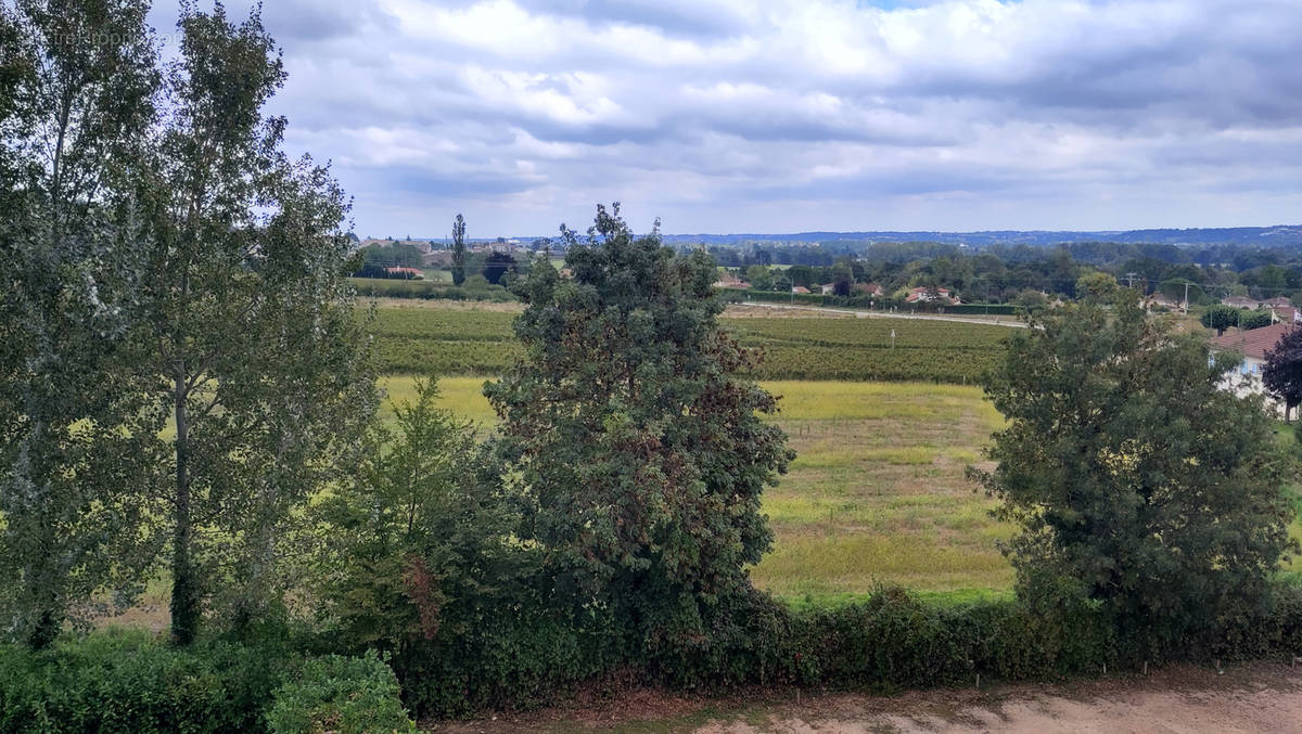 Appartement à LUCENAY