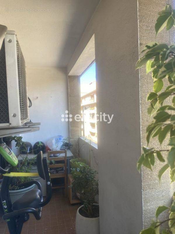 Appartement à MARSEILLE-10E