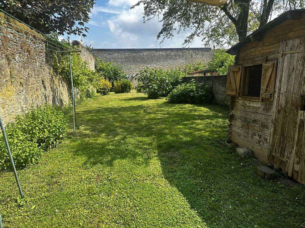 Maison à MAMERS