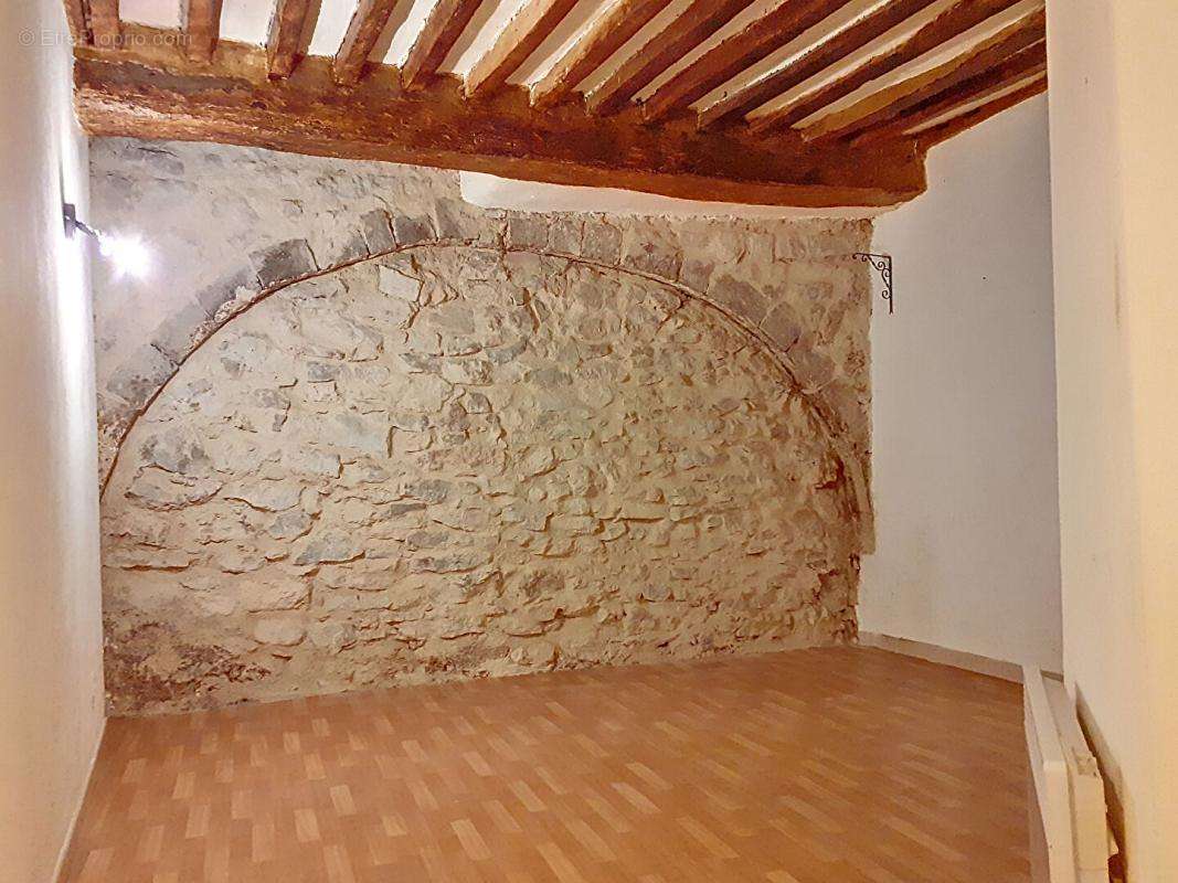 Appartement à MONTFORT-SUR-ARGENS