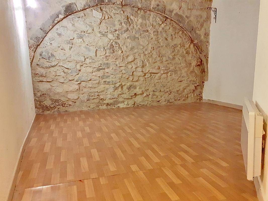 Appartement à MONTFORT-SUR-ARGENS