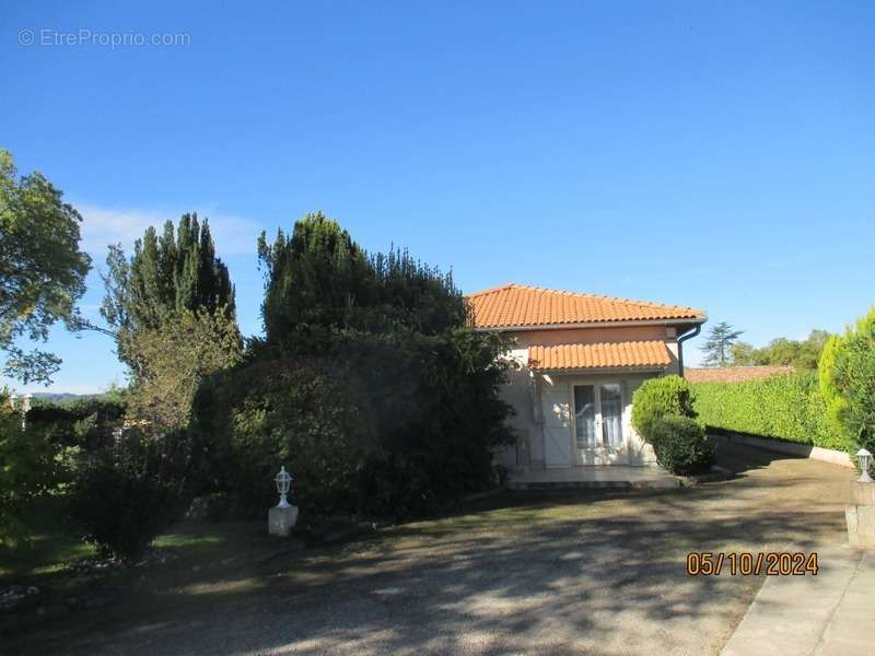 Maison à LA TOUR-DU-CRIEU