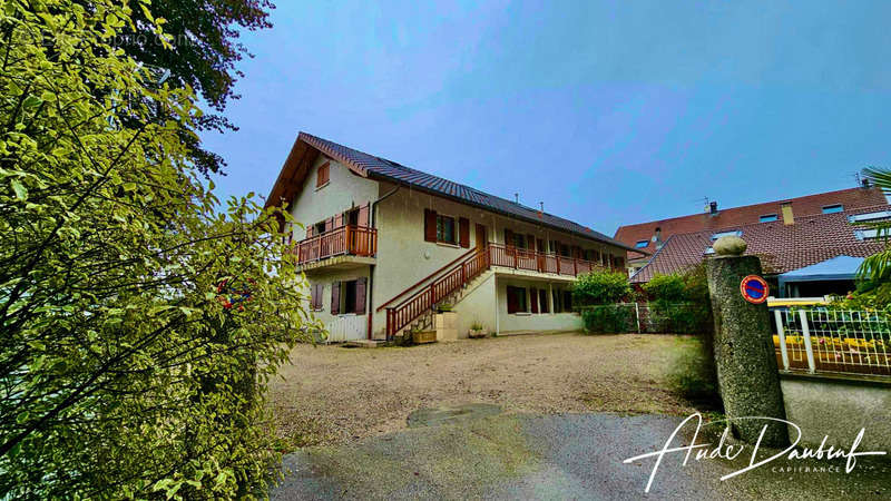 Appartement à VETRAZ-MONTHOUX