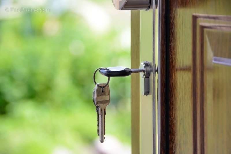 Appartement à LES MUREAUX