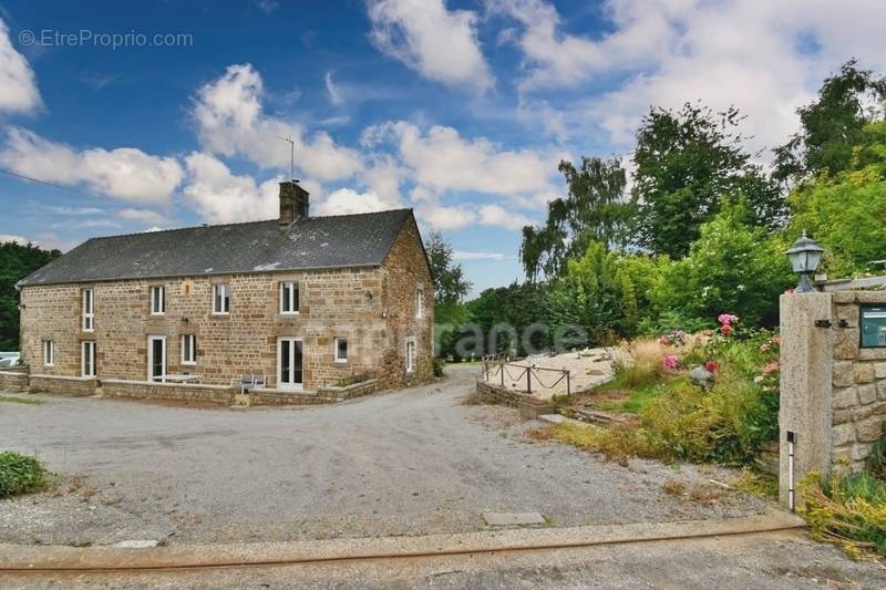 Maison à SOUGEAL