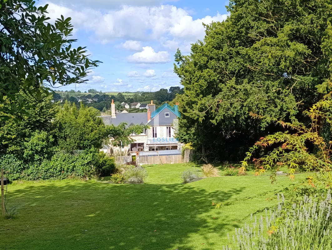 Maison à VILLEDIEU-LES-POELES