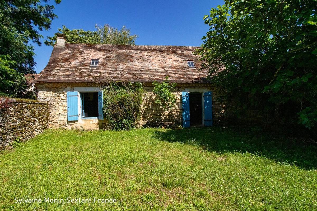 Maison à MAYAC