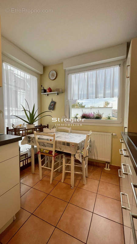 Coin repas  - Appartement à STRASBOURG