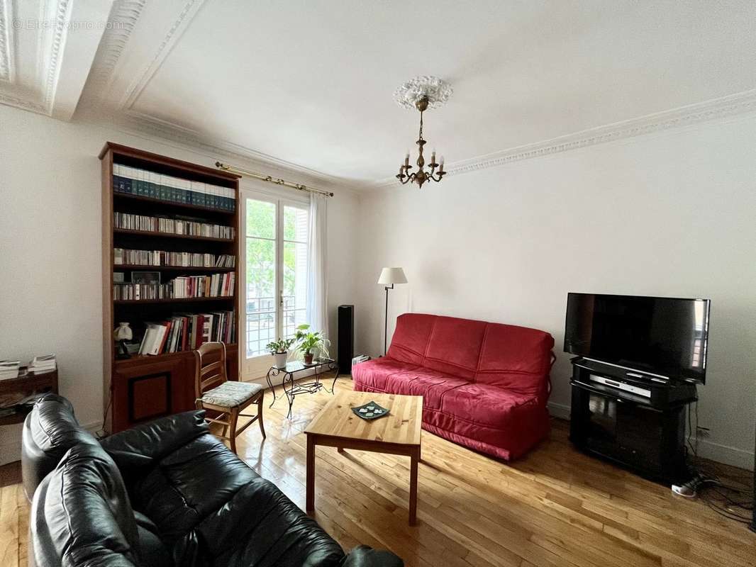 Appartement à PARIS-15E