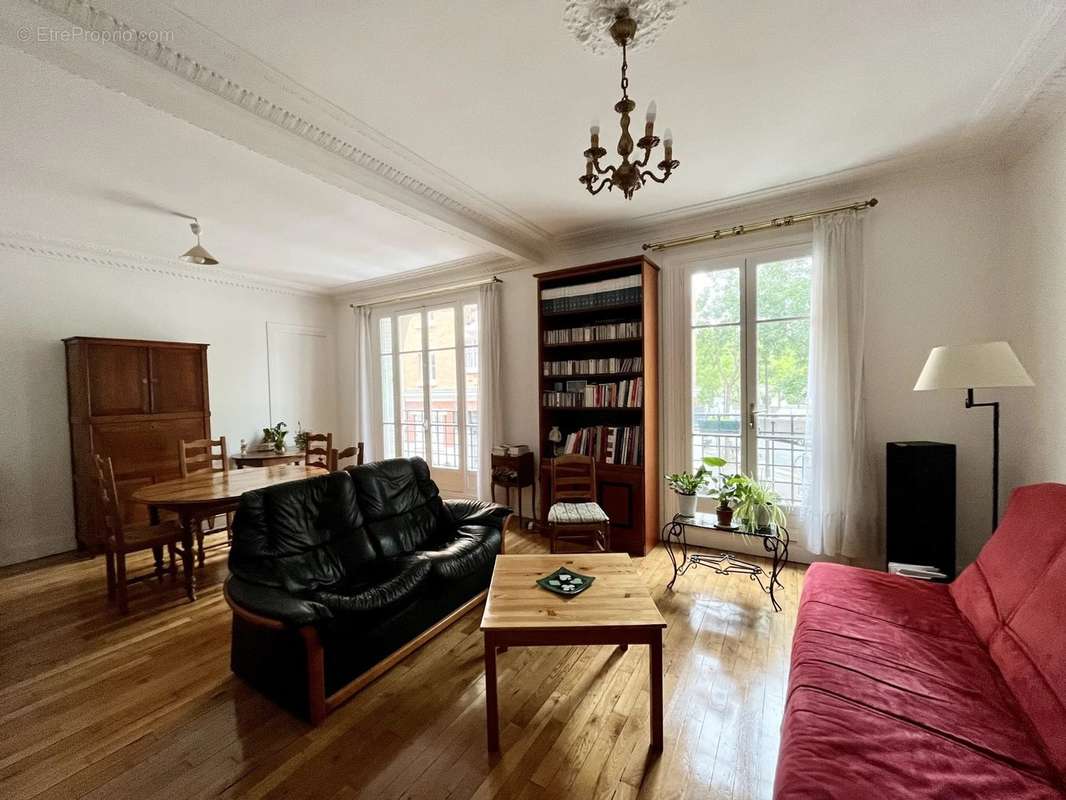 Appartement à PARIS-15E