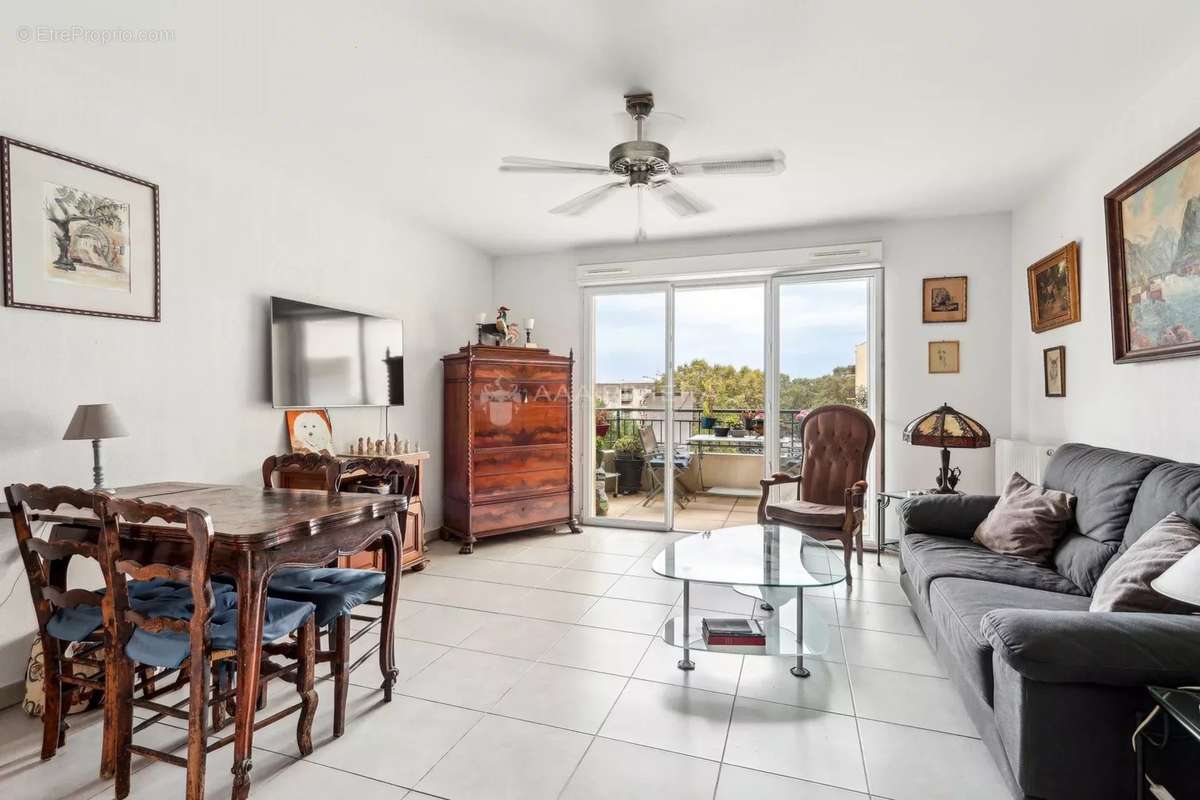 Appartement à CAGNES-SUR-MER