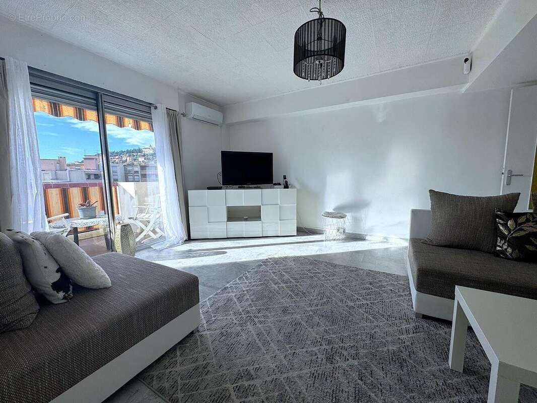   - Appartement à NICE