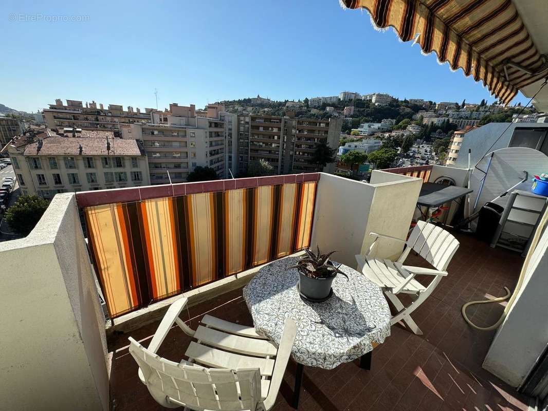   - Appartement à NICE