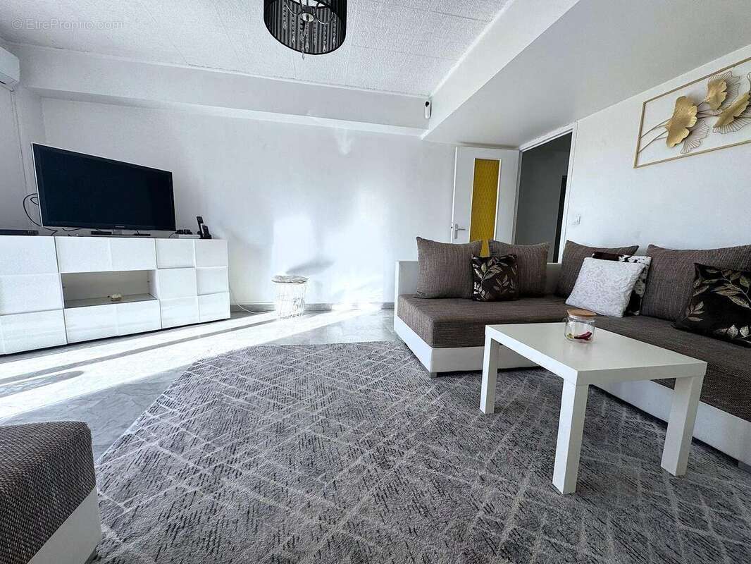   - Appartement à NICE