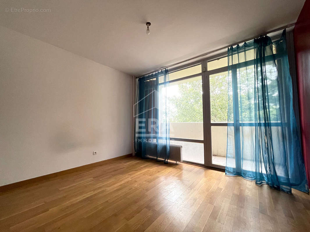 Appartement à MARSEILLE-12E