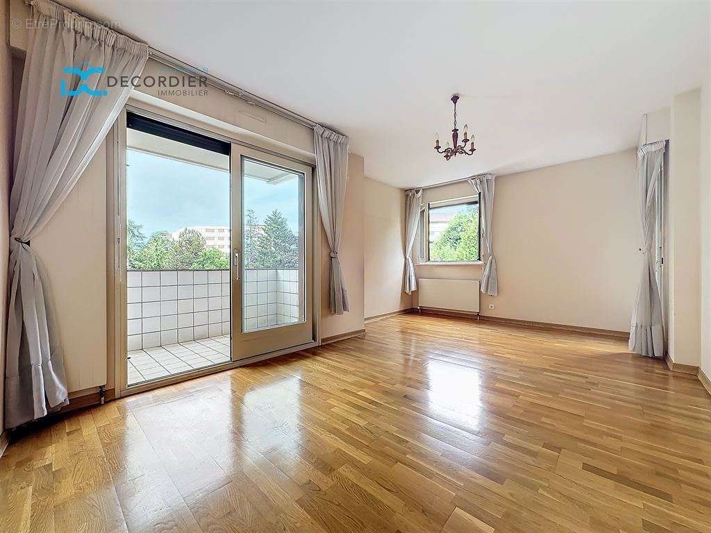 Appartement à THONON-LES-BAINS