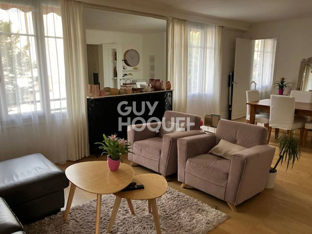 Appartement à COLOMBES