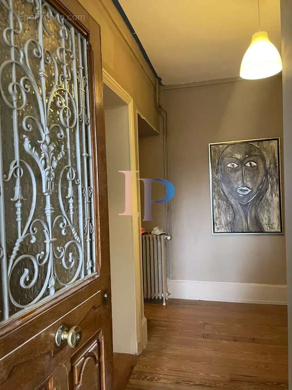 Appartement à CHARLIEU