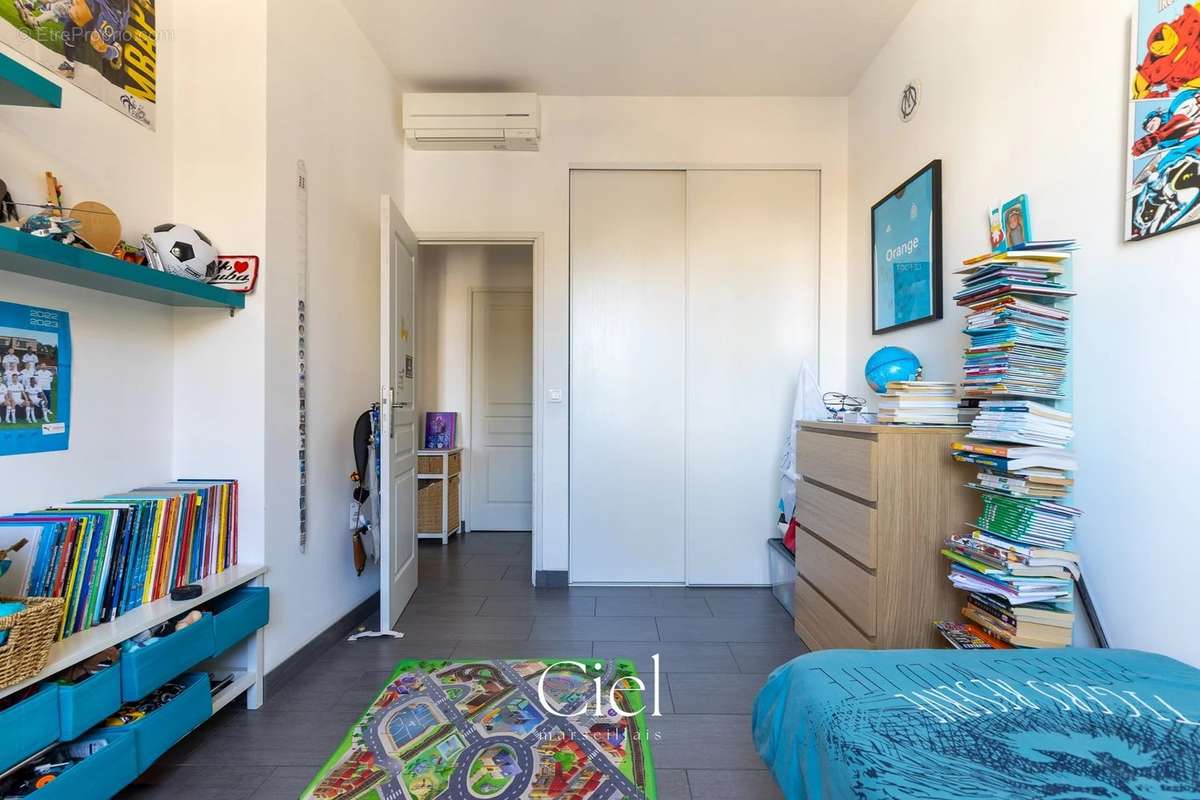 Appartement à MARSEILLE-6E