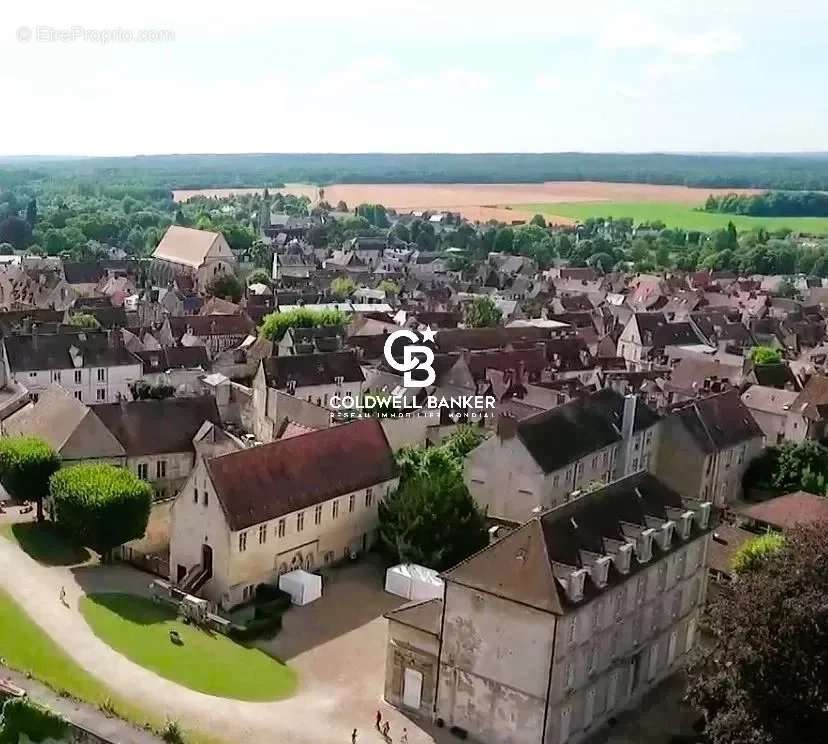 Maison à SENLIS