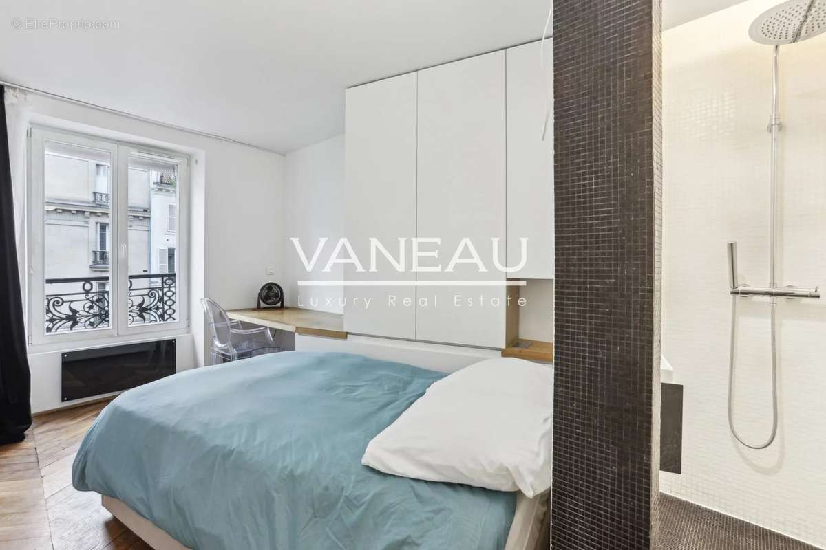 Appartement à PARIS-10E