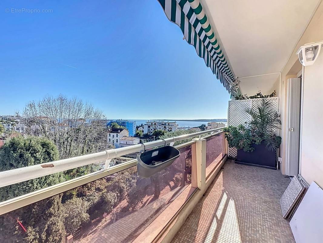 Appartement à CANNES