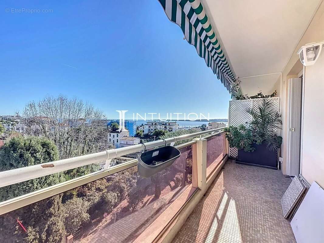 Appartement à CANNES