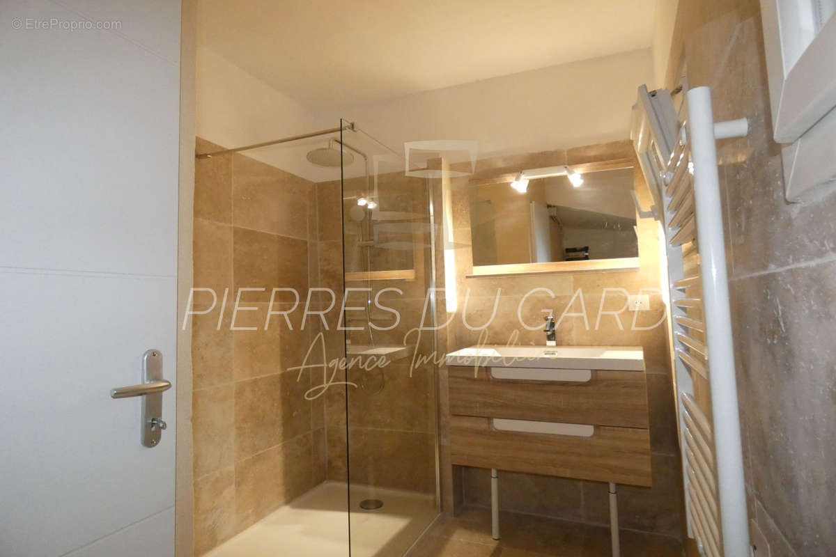 Appartement à UZES