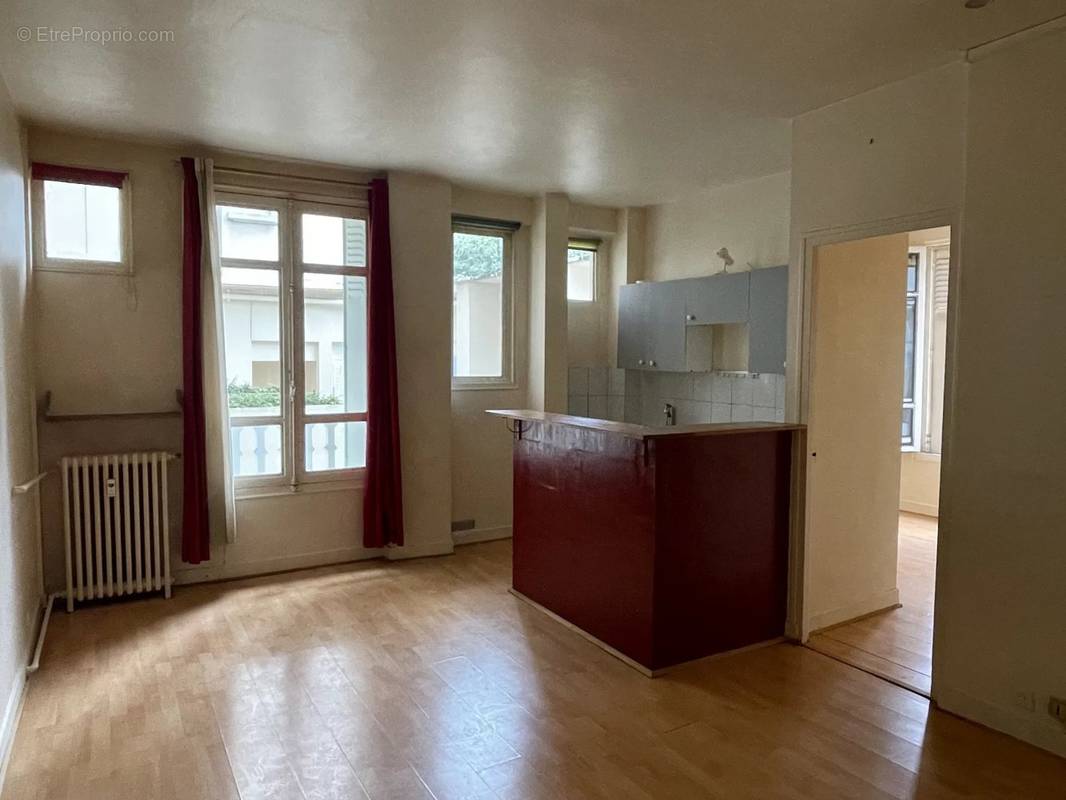 Appartement à PARIS-12E