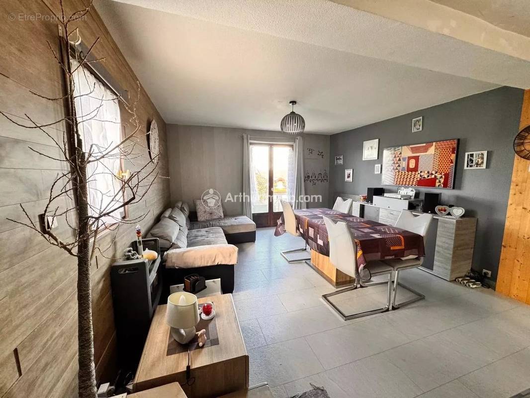 Appartement à EVIAN-LES-BAINS